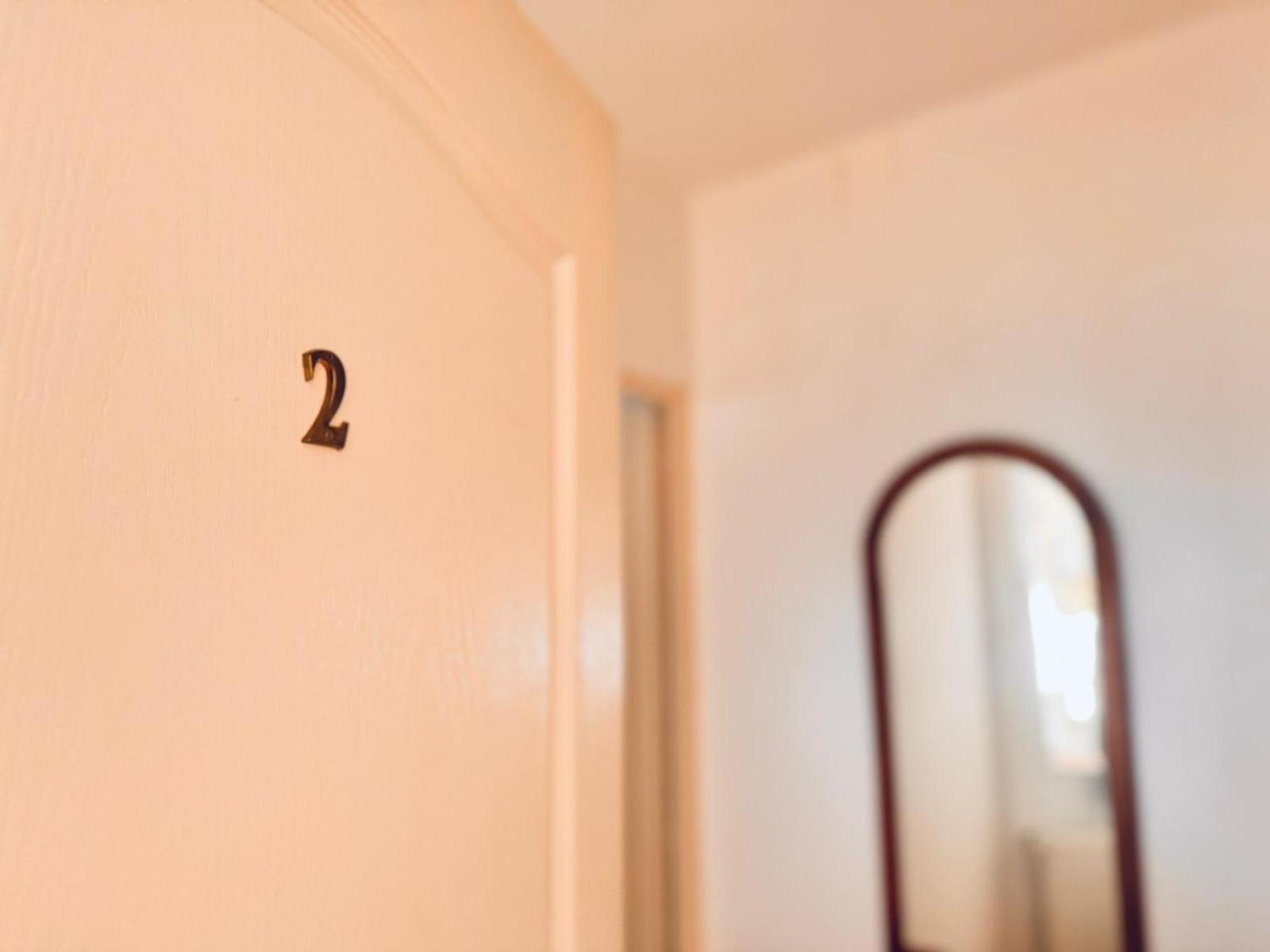 Pensiunea Schwartzy Hotel Mako Ngoại thất bức ảnh